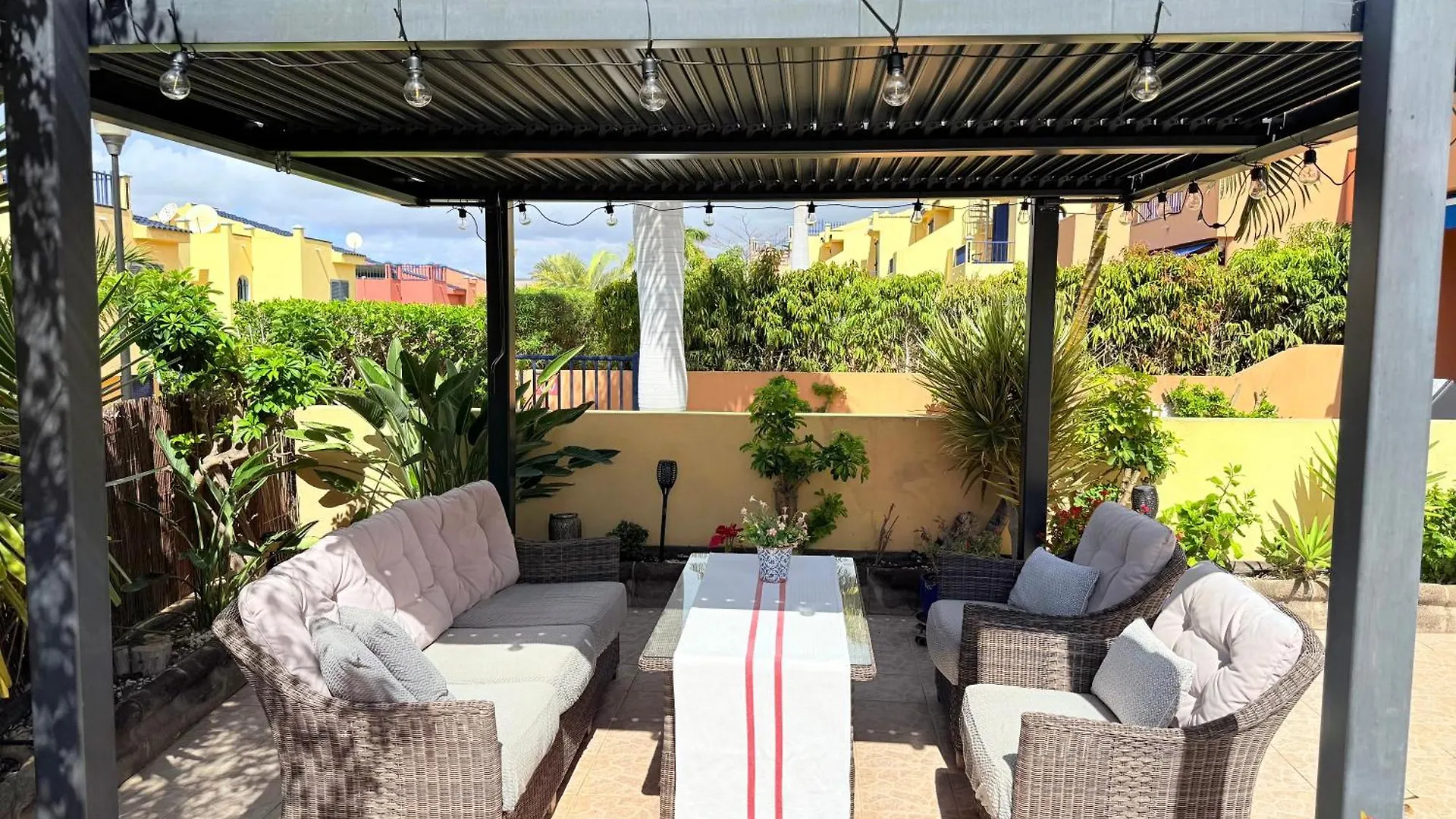 Cozy Corner Close To Beach, Golf And Shopping San Bartolomé Espagne